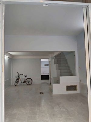 House 1 .1 3rd floor bedroom 5 x 12 m car lane 793 spring spring