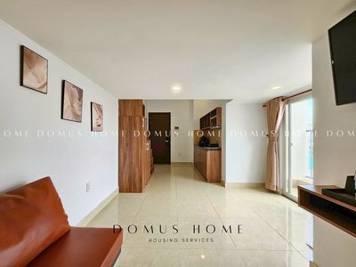 Rent the apartment 35 meters, full comfort with free dry-cleaning services.