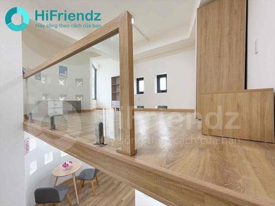 Cheap mini apartment, high guard. 2M windows open to District 1, vlu, blue goods.
