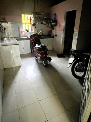 A million less! Rent a 1 st floor 1 st floor Linh Tây 170 meters2 car alleyway