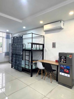 The dorm is full of furniture near the university of the bank, spkt, tech.