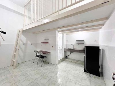 Tân Bình Hotel - 3 million5/ month broad rooftop