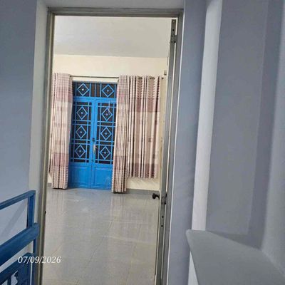 House 72 meters two bedrooms. An alley toilet near the University of Law 8 million.