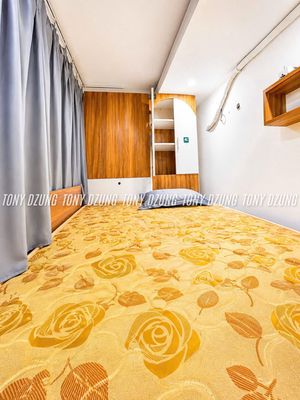 nice hostels - how full cp - near the mid-clinches - useful Emart