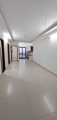 Nguyễn Thượng Hiền, bt: Two bedrooms, 9.5 million, 75 meters, balcony.