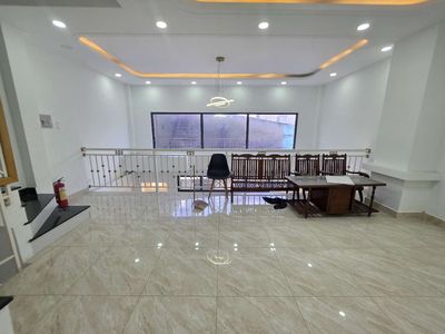 Nice new house - 4 bedrooms, 5 toilets: 19 million. Pon Chu Virgin Bình Thạnh
