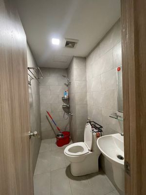 Rent the Citi Esto 2 bedroom 2 toilets near the full interior