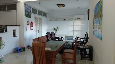 House of 114 meters, three beautiful view bedrooms, nine million a month.