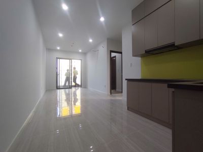 Rent a five-million bedroom near Hoàng Hữu Nam, 10/10 home.