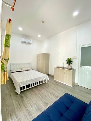 New rooms, cheap prices, furniture. Right on the face of Taigu, Vincom.
