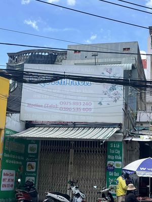 renting a Phạm Văn Chiêu cash house