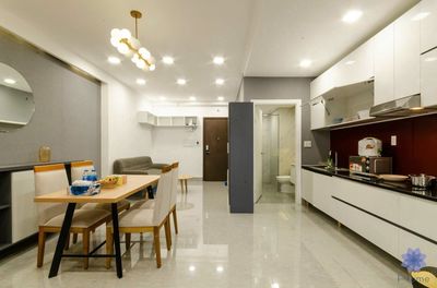 The first bedroom is only 14 million Botanica Premier near the perfect furniture airport.