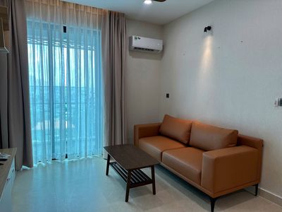 The sum of a nice Feliz En Vista bedroom costs 20 million a month.