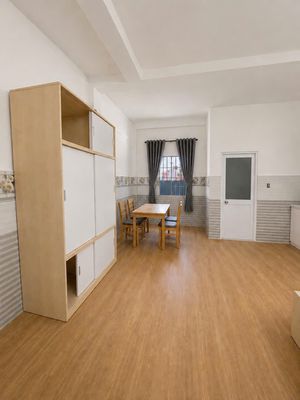 The studio is full of furniture, and there's bandol, area: 15 to 35 meters 2 new furniture 100%