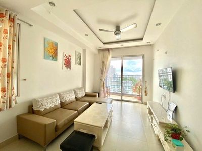 Central Plaza-City Service, Senior interior, 80 meters, 2 bedrooms, 13.5 million rent.