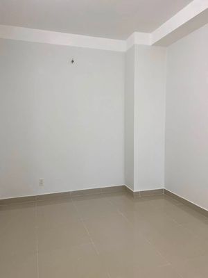 Rent the apartment. Two bedrooms. 60 meters. There's air conditioning.