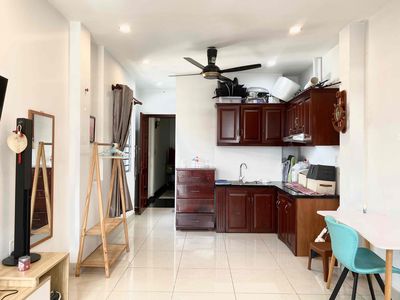 Cộng Hoà - 35 m2 - Full cabinet