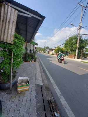 Front Street street corner hall Đông Thạnh Hóc Môn is rented