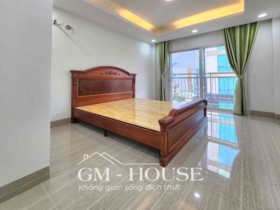 The first bedroom is 40 meters wide. 99. Nguyễn Văn Thương right near Blue Square.
