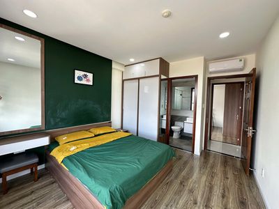 The three-room super, two-room bedrooms, Orchard Parkview, top-class furniture.