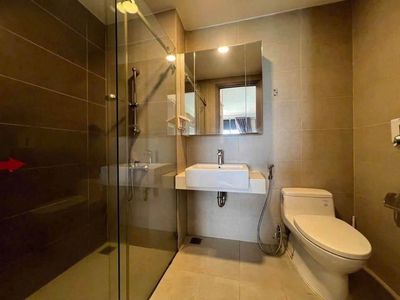 C/C Jason-Phan Huy Ích 2 bedrooms full full of furniture is 95 meters wide at 10 million a month.