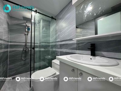 It's the owner who rented the 101/20 senior service apartment. Bắc Hải District 10