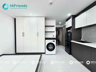It's the owner who rented the 101/20 senior service apartment. Bắc Hải District 10