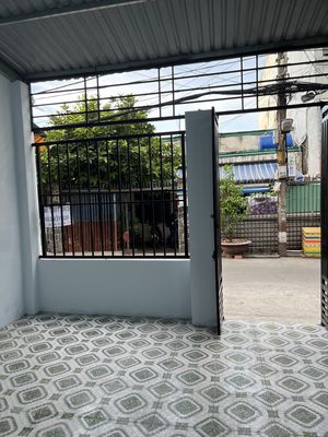 Rent an original Nguyễn Hới cash, 500 meters west of Bx