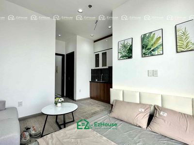 Stuido Full Seven, New Service, Right Upon Sen.