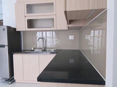 Rents for Chung Cư Nguyễn Kim, Japan Pow-three bedrooms, ntcb rents 15 million and a half a month.