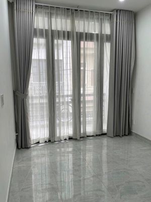 New house. Trần Hưng Đạo.