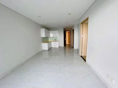 Hot rents a two-room super good 9 million a month in the Skyline District 7 building.