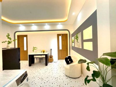 Phan Xích Long-2 new bedrooms built 2 new toilets, built full interiors of 380 M2