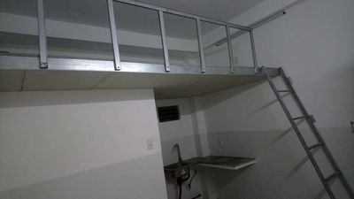 Room for District 12 border, tp, vending.