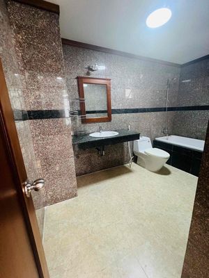 Rent a tri-size apartment, area 150 M with a cool basic view interior.