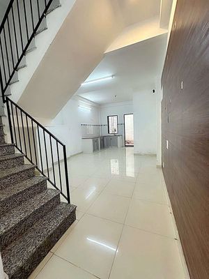 2 floors to the roof Tân Quy area 4X20 M