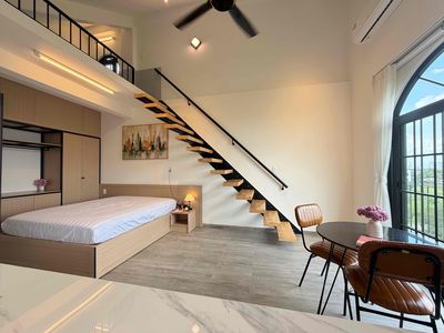 7 million,450 live in the service apartment