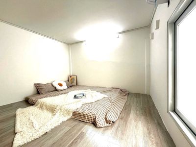 A full service apartment - near a prosperous university - handlette District 7
