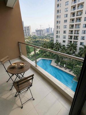 need to rent the corner 82 meters. There's furniture. It's only 10 million.