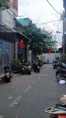 Rent Khu Y Tế Kỹ Thuật Cao near Elon Bình Tân
