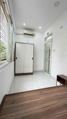 We'll have the two bedrooms rented right here at Foreign University, and Hutech for 9 million and 5/3.