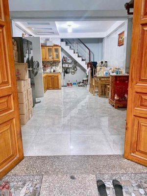 2 x 9 meters - 2 - (3 bedroom 3 toilets) 6 mm load. Tân Thắng