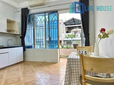 studio 30 m2 balcony - full window interior - sandhole