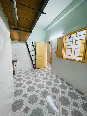500 K down in the first month - a guard room - a non-owner.