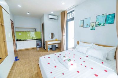 Renting room for the high-end service apartment