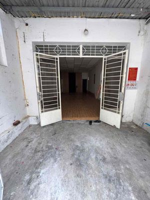 Rent a 455/Nguyễn Văn Khối alley