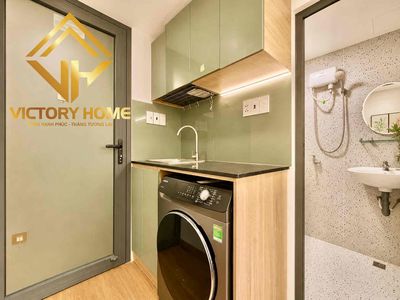 Nơ Trang Long window - private washing machine
