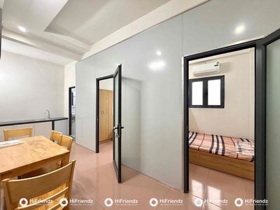 Rent two full-size bedrooms at the tip of the opossum.