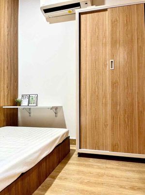 Two million people's room near Lang University, University of Technology.