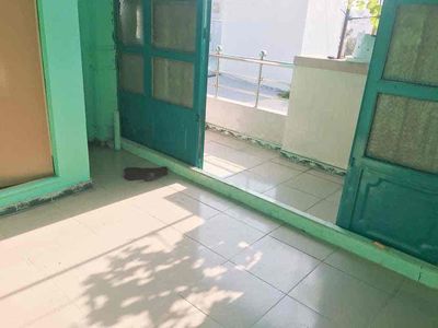Room at the Tân Bình Pestilence Market